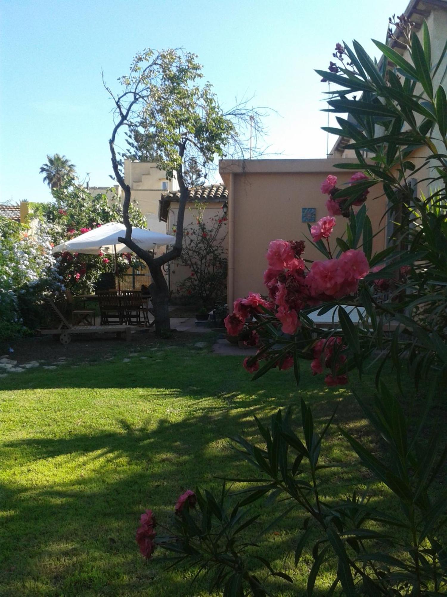 At Fourth Hotel Cagliari Exterior foto